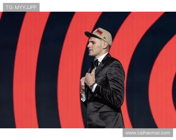 开拓者防守松懈如度假克林根遭戈贝尔全面压制表现堪忧